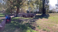 Brücke über den Rio Sequillo zur Ermita de la Virgen del Puente.